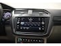 Volkswagen Tiguan 2.0 TSI 220pk 4MOTION [ Panoramadak Cruise Control Head-Up Display