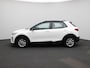 Kia Stonic 1.0 T-GDi MHEV DynamicLine | Apple Carplay / Android Auto | Parkeer sensoren | Navigatie | Camera | Cruise control | Climate control | DAB |