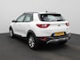 Kia Stonic 1.0 T-GDi MHEV DynamicLine | Apple Carplay / Android Auto | Parkeer sensoren | Navigatie | Camera | Cruise control | Climate control | DAB |