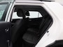 Kia Stonic 1.0 T-GDi MHEV DynamicLine | Apple Carplay / Android Auto | Parkeer sensoren | Navigatie | Camera | Cruise control | Climate control | DAB |