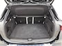 Mercedes-Benz GLA 200 Luxury Line | Machiatobeige int. | Sfeerverlichting | Dode Hoek Ass | Keyless Go | Parkeerpakket met Camera | Inclusief 24 maanden Mercedes-Benz Certified garantie voor Europa.