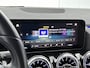 Mercedes-Benz GLA 200 Luxury Line | Machiatobeige int. | Sfeerverlichting | Dode Hoek Ass | Keyless Go | Parkeerpakket met Camera | Inclusief 24 maanden Mercedes-Benz Certified garantie voor Europa.