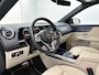 Mercedes-Benz GLA 200 Luxury Line | Machiatobeige int. | Sfeerverlichting | Dode Hoek Ass | Keyless Go | Parkeerpakket met Camera | Inclusief 24 maanden Mercedes-Benz Certified garantie voor Europa.