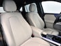 Mercedes-Benz GLA 200 Luxury Line | Machiatobeige int. | Sfeerverlichting | Dode Hoek Ass | Keyless Go | Parkeerpakket met Camera | Inclusief 24 maanden Mercedes-Benz Certified garantie voor Europa.
