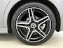 Mercedes-Benz B-klasse 180 AMG Nightpakket | Panoramadak | Stoelverwarming | Augmented Reality | LED | Parkeerpakket met Camera | Inclusief 12 Maanden Garantie.