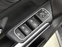 Mercedes-Benz B-klasse 180 AMG Nightpakket | Panoramadak | Stoelverwarming | Augmented Reality | LED | Parkeerpakket met Camera | Inclusief 12 Maanden Garantie.
