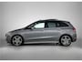 Mercedes-Benz B-klasse 180 AMG Nightpakket | Panoramadak | Stoelverwarming | Augmented Reality | LED | Parkeerpakket met Camera | Inclusief 12 Maanden Garantie.