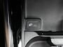 Mercedes-Benz B-klasse 180 AMG Nightpakket | Panoramadak | Stoelverwarming | Augmented Reality | LED | Parkeerpakket met Camera | Inclusief 12 Maanden Garantie.