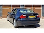 BMW 3-Serie 320i High Executive | Airco | Cruise control | Parkeersensoren | NAP