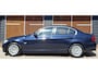 BMW 3-Serie 320i High Executive | Airco | Cruise control | Parkeersensoren | NAP