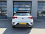 Volkswagen T-Roc 1.5 TSI 150 pk Style 7-DSG | Achteruitrijcamera | Cruise control adaptief | LED koplampen |