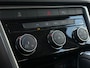 Volkswagen T-Roc 1.5 TSI 150 pk Style 7-DSG | Achteruitrijcamera | Cruise control adaptief | LED koplampen |