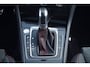 Volkswagen Golf 2.0 TSI GTI Performance / Pano / Dealeronderhouden / Dynaudio / Bearlock / White Silver Metallic