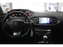 Peugeot 308 1.2 PureTech *Allure* | Panorama | Riem is vervangen | Carplay | Navigatie | Cruise & Climate Control | Orig. NL | PDC V+A | Privacy |