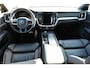 Volvo V60 2.0 B4 R-Design | Styling Kit | Harman Kardon Premium Sound | Adaptieve Cruise Control | BLIS | Parkeercamera | Standkachel | Elektrische verstelbare voorstoelen | Stoel-/Stuurwielverwarming | Navigatie |