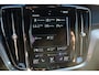 Volvo V60 2.0 B4 R-Design | Styling Kit | Harman Kardon Premium Sound | Adaptieve Cruise Control | BLIS | Parkeercamera | Standkachel | Elektrische verstelbare voorstoelen | Stoel-/Stuurwielverwarming | Navigatie |