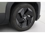 Toyota Urban Cruiser Dynamic 61 kWh | Dodehoek detectie | Stoel-/stuurverwarming | Warmtepomp | Apple Carplay / Android Auto | Keyless | Adaptive Cruise | Clima | Parkeersensoren voor/achter | Camera | LED koplampen | 18 inch