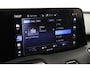 Toyota Urban Cruiser Dynamic 61 kWh | Dodehoek detectie | Stoel-/stuurverwarming | Warmtepomp | Apple Carplay / Android Auto | Keyless | Adaptive Cruise | Clima | Parkeersensoren voor/achter | Camera | LED koplampen | 18 inch
