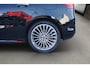 Mercedes-Benz B-klasse B 250 e Business Solution AMG | Panoramadak | Trekhaak | Winterpakket | Memory pakket | Stoelverwarming voor