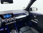 Mercedes-Benz GLB 180 Business Solution AMG | Trekhaak | Pano | Memory | Keyless