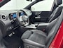 Mercedes-Benz B-klasse 180 Business Solution AMG | Schuif/kanteldak | Achteruitrij camera | Cruise control | Stoelverwarming | Navigatie |