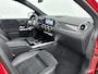 Mercedes-Benz B-klasse 180 Business Solution AMG | Schuif/kanteldak | Achteruitrij camera | Cruise control | Stoelverwarming | Navigatie |