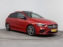 Mercedes-Benz B-klasse 180 Business Solution AMG | Schuif/kanteldak | Achteruitrij camera | Cruise control | Stoelverwarming | Navigatie |