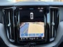 Volvo XC60 2.0 T6 Plug-in hybrid AWD Plus Black Edition EL. TREKHAAK | DEALER ONDERHOUDEN | STOEL VERWARMING VOOR EN ACHTER | PANORAMA DAK | 360 GRADEN CAMERA | ELEK. STOELEN MET GEHEUGEN | 12 MAANDEN BOVAG GARANTIE