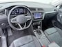 Volkswagen Tiguan 1.4 TSI eHybrid Elegance | Trekhaak | Camera | Side Assist | ACC | Elek Achterklep | Stuur-/Stoelverwarming | Spiegelpakket | 19'' |