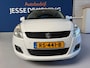 Suzuki Swift 1.2 Comfort EASSS /bj.2011 / kleur: wit / climate / navigatie / sportvelgen / pdc / APK 08/2027 / NAP met 228082 km.