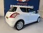 Suzuki Swift 1.2 Comfort EASSS /bj.2011 / kleur: wit / climate / navigatie / sportvelgen / pdc / APK 08/2027 / NAP met 228082 km.