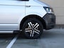 Volkswagen Transporter 2.0 TDI 102 pk L2H1 Business | Airco | Cruise control | Bijrijders bank | PDC | Treeplanken | 17" LM velgen | Betimmering |