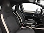 Toyota Aygo X 1.0 VVT-i S-CVT Pulse + | BTW Voertuig | Parkeersensoren voor+achter | Keyless Entry/Start | Climate Control | Cruise Control Adaptive | achteruitrijcamera | Apple CarPlay/Android Auto |