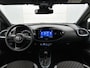 Toyota Aygo X 1.0 VVT-i S-CVT Pulse + | BTW Voertuig | Parkeersensoren voor+achter | Keyless Entry/Start | Climate Control | Cruise Control Adaptive | achteruitrijcamera | Apple CarPlay/Android Auto |