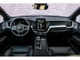 Volvo XC60 2.0 T8 Plug-in hybrid AWD Ultra Dark Exec. Ed. | Luchtvering | 22 Inch | Bowers & Wilkins Audio | Stoelverwarming + Ventilatie + Massage | Head Up | 360 Camera | Getint Glas | Schuif -/ Kanteldak |
