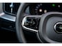 Volvo XC60 2.0 T8 Plug-in hybrid AWD Ultra Dark Exec. Ed. | Luchtvering | 22 Inch | Bowers & Wilkins Audio | Stoelverwarming + Ventilatie + Massage | Head Up | 360 Camera | Getint Glas | Schuif -/ Kanteldak |