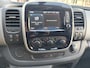 Renault Trafic 1.6dCi 146PK T29 L2H1 3-Persoons **Motor verbruikt overmatig olie** Camera Trekhaak Airco Cruise Control Pdc Regen-Lichtsensor Comfort Energy Lmv Sidebars Achterklep Achterdeuren Betonplex Vloer Kasteninbouw 2.000KG Trekgewicht
