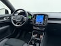 Volvo XC40 Extended Range Ultimate 82 kWh | 97% SOH | Schuif/Kantel dak | Trekhaak | Memory | Harmon Kardon | 360 Camera |
