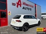 Volkswagen Tiguan 1.5 TSI Elegance IQ Drive 360 Camera Trekhaak wegklapbaar Alcantara