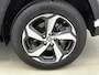 Toyota RAV4 2.5 Plug-in Hybrid AWD Dynamic + | Dodehoek detectie | Head-up Display | Stoel+stuurverwarming | Elektrische Achterklep | Parkeersensoren voor+achter | Draadloze telefoonlader | Navigatie | Apple CarPlay/Android Auto | Cruis