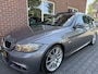 BMW 3-Serie Touring 320i M Sport Edition PANODAK / SPORTSTOELEN / STOELVERWARMING