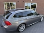 BMW 3-Serie Touring 320i M Sport Edition PANODAK / SPORTSTOELEN / STOELVERWARMING