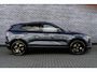Volvo EX30 P5 Long Range Plus Black Edition Europa 69 kWh | Harman Kardon Audio | Adaptieve Cruise Control | BLIS | Stoel-/Stuurverwarming | Keyless | Elektrisch Verstelbare Voorstoelen | Black Interieur |