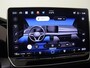 Volkswagen Golf 1.5 eHybrid GTE | SoH 100% | Panoramadak | Lederen bekleding ‘Vienna’ | Adaptieve demping | Trekhaak | Head-up display | 360 camera | Stoelventilatie voor | Parkeerassistent |