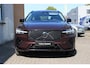 Volvo XC60 T6 Plug-in hybrid AWD Plus Dark | Trekhaak | Panoramadak | 360 graden camera | Head up display | Adaptieve cruise control | Premium audio by Harman Kardon | Verwarmbare voorstoelen stuurwiel en achterbank