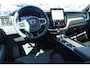 Volvo XC60 T6 Plug-in hybrid AWD Plus Dark | Trekhaak | Panoramadak | 360 graden camera | Head up display | Adaptieve cruise control | Premium audio by Harman Kardon | Verwarmbare voorstoelen stuurwiel en achterbank