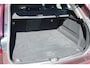 Volvo XC60 T6 Plug-in hybrid AWD Plus Dark | Trekhaak | Panoramadak | 360 graden camera | Head up display | Adaptieve cruise control | Premium audio by Harman Kardon | Verwarmbare voorstoelen stuurwiel en achterbank