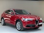 Alfa Romeo Stelvio 2.0 T AWD Super, 280Pk, 2017, 2de eigenaar, Harman Karton, Volledig leder, Stoel + stuurverwarming, Parkeersensoren, 20" velgen, Climate control,