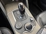 Alfa Romeo Stelvio 2.0 T AWD Super, 280Pk, 2017, 2de eigenaar, Harman Karton, Volledig leder, Stoel + stuurverwarming, Parkeersensoren, 20" velgen, Climate control,