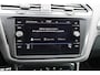 Volkswagen Tiguan 1.5 TSI 150pk DSG R-Line Business+ | Trekhaak Wegklapbaar| Navigatie | Active Info Display